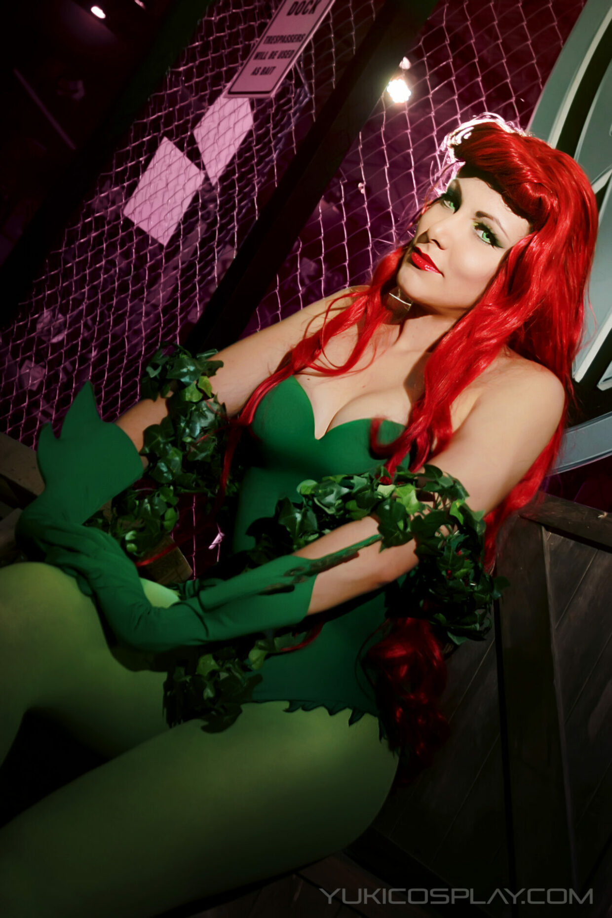 [COSPLAY] Poison Ivy | BTAS – YukiCosplay.com